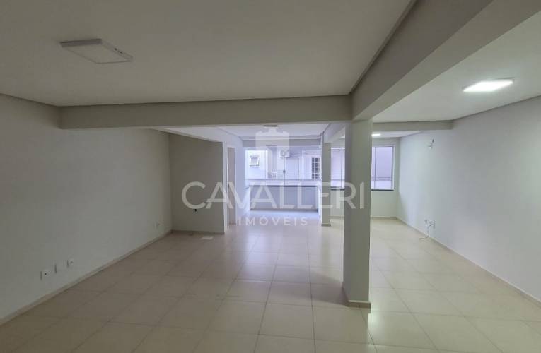 Sala Comercial 66 M² no Centro